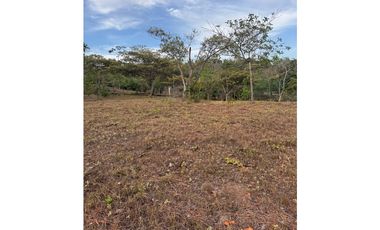 Se Vende Terreno en La Ermita.