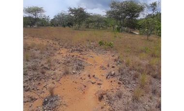 Se Vende Terreno en La Ermita.