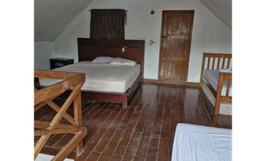 SE VENDE CASA EN CERRO AZUL AMOBLADA