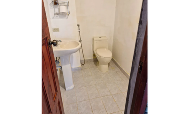 SE VENDE CASA EN CERRO AZUL AMOBLADA