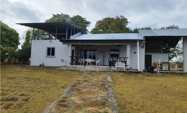 SE VENDE Quintas de Cabuya, cerca de Coronado