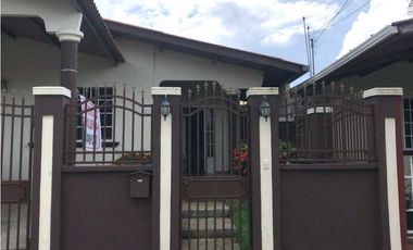 EN VENTA CASA BRISAS DEL GOLF