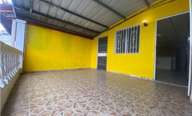 CASA EN ALQUILER - 24 DE DICIEMBRE