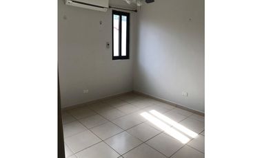 VENTA DE CASA EN SUMMER HILLS- COSTA VERDE-LA CHORRERA- JB