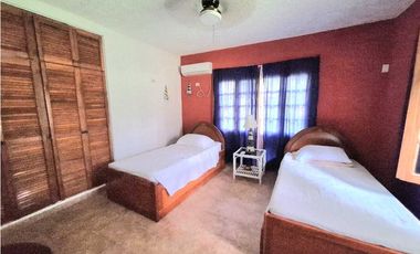 VENTA DE CASA CON PISCINA EN PLAYA CORONADO