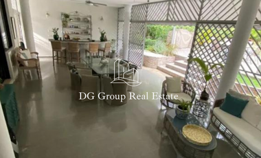 Venta de Casa en Loma alegre Altos del Golf