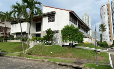 Venta de Casa en Loma alegre Altos del Golf