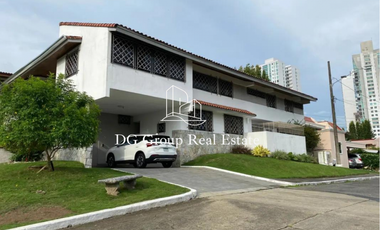 Venta de Casa en Loma alegre Altos del Golf