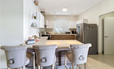 Venta Casa de playa En San Carlos PH Casamar Duplex