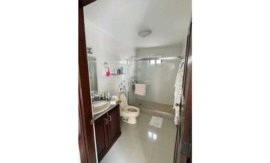 ALQUILER CASA AMOBLADA O LINEA BLANCA  ALTOS DEL GOLF CP