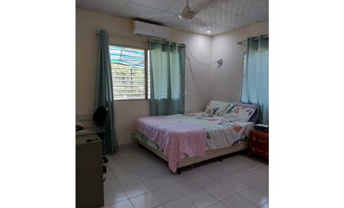 Se vende Casa en Cantarrana, A pasos de Hotel Guayacanes