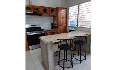 Se vende Casa en Cantarrana, A pasos de Hotel Guayacanes