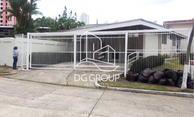 Venta de casa en Vía Porras