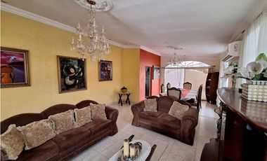 VENTA DE CASA EN BRISAS DEL GOLF CIUDAD DE PANAMA