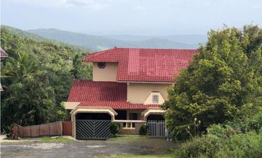 CASA EN VENTA LOS ALTOS DE CERRO AZUL