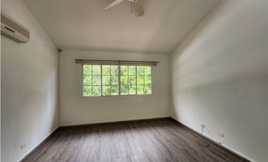 CASA EN VENTA EN COSTA DEL ESTE