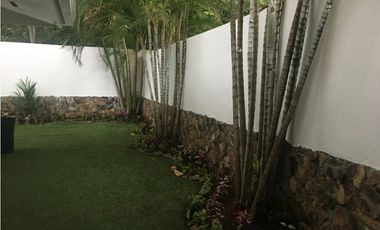 CASA EN VENTA EN COSTA DEL ESTE