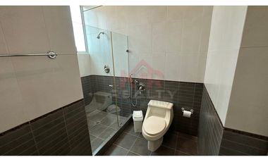 APARTAMENTO EN VENTA EN P.H VITRI COSTA DEL ESTE