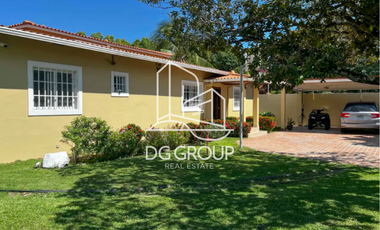 Venta de Casa amoblada en San Carlos