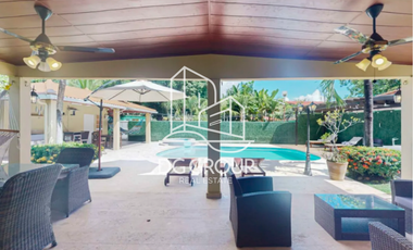 Venta de Casa amoblada en San Carlos