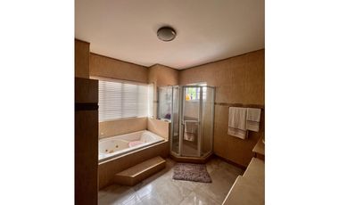 Venta de Casa en Costa del Este Panamá
