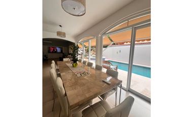 Venta de Casa en Costa del Este Panamá