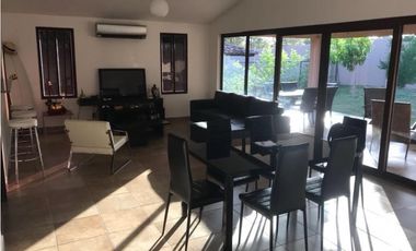 Venta de casa en Residencial Cubita, La arena de Chitré