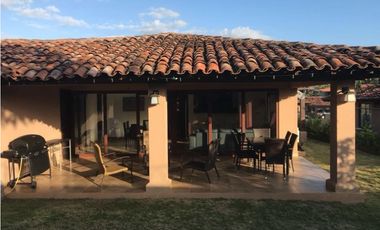 Venta de casa en Residencial Cubita, La arena de Chitré