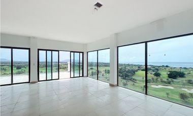 Venta de apartamento de playa PH Vista Mar Golf & Marina en San Carlos