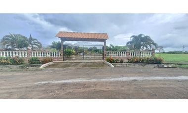VENDO TERRENO PANAM OESTE SAN CARLOS EL VALLE VILLAGE