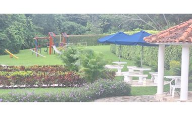 VENDO TERRENO PANAM OESTE SAN CARLOS EL VALLE VILLAGE