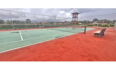 VENDO TERRENO PANAM OESTE SAN CARLOS EL VALLE VILLAGE