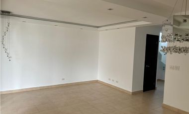 Venta o Alquiler de Casa en Brisas del Golf