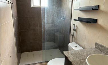 Venta o Alquiler de Casa en Brisas del Golf