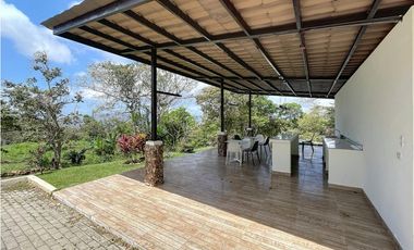 Venta Casa de montaña de 3 niveles en Chicá, chame