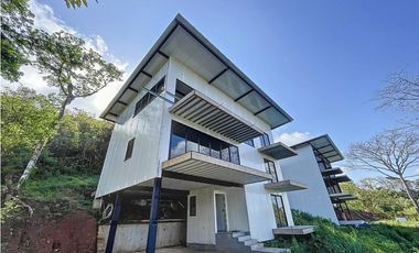 Venta Casa de montaña de 3 niveles en Chicá, chame