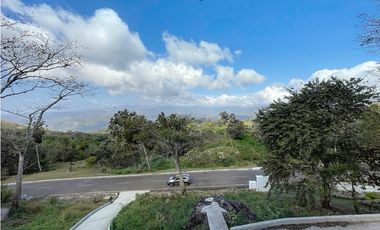Venta Casa de montaña de 3 niveles en Chicá, chame