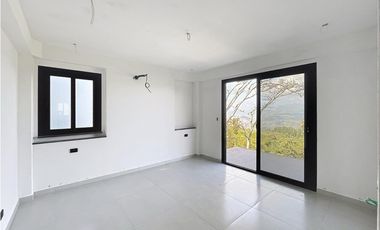 Venta Casa de montaña de 3 niveles en Chicá, chame