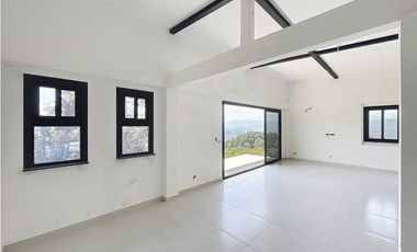 Venta Casa de montaña de 2 niveles en Chicá, chame