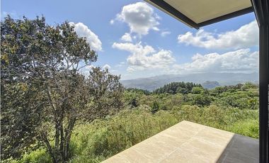 Venta Casa de montaña de 2 niveles en Chicá, chame