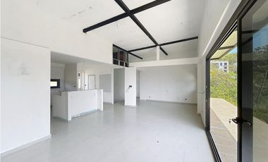 Venta Casa de montaña de 2 niveles en Chicá, chame