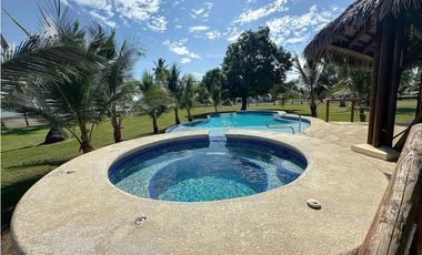 Venta de Casa en Coco Beach , Puerto Armuelles