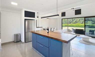 Venta de Casa en Coco Beach , Puerto Armuelles