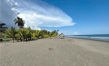Venta de Casa en Coco Beach , Puerto Armuelles