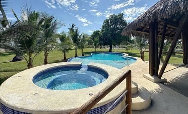 Venta de Casa en Coco Beach , Puerto Armuelles