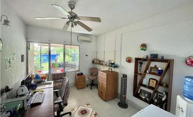 Venta de Casa en Las Cumbres.