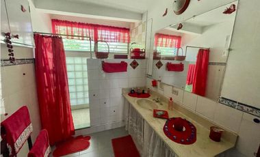 Venta de Casa en Las Cumbres.