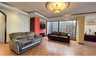 VILLA LUCRE - SE VENDE CASA