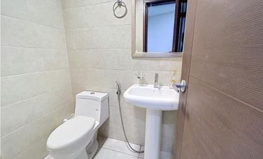 Venta de oficina en Avenida Balboa PH Bay View
