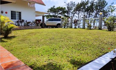 Se Vende Casa en Altos de Cerro Azul